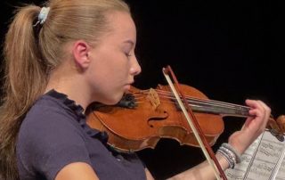 Musikalischer Beitrag auf der Musiksoirée Violine