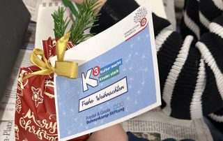 K 3 Weihnachtsaktion Geschenktüte für die Kinder und Jugendlichen